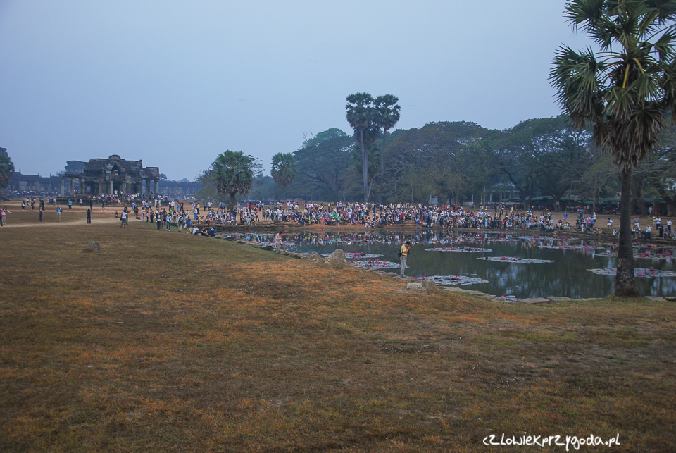 Jeszcze jedno zdjęcie publiczności w Angkor Wat