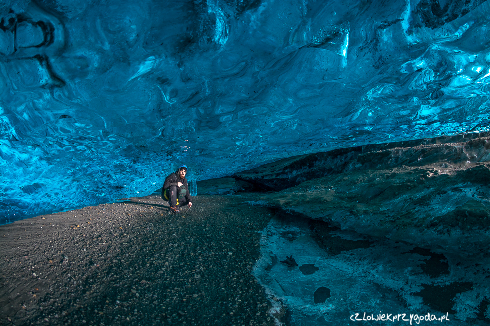 Fláajökull Ice Cave